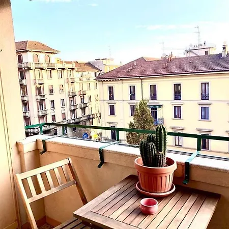 Daniela'S Spazioso Appartamento Ai Navigli Milan Exterior photo